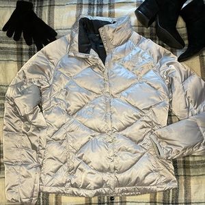 North Face women’s 550 jacket